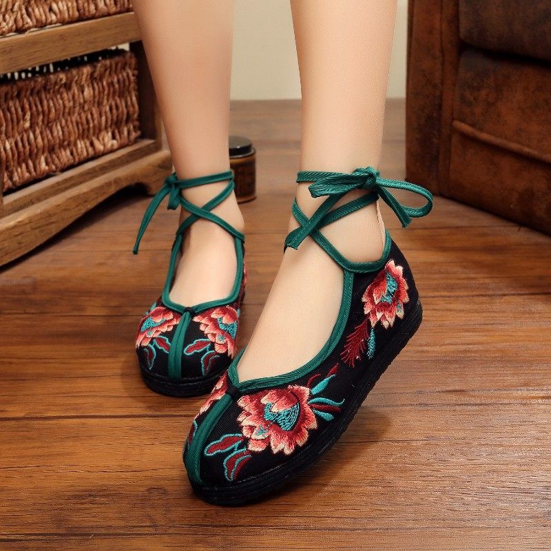 传统北京布鞋复古民族绑带绣花鞋千层帆布鞋
