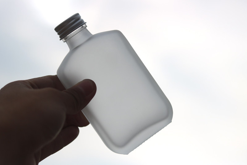 酒瓶新款晶白磨砂青春系列小酒2两毫升果酒密封罐