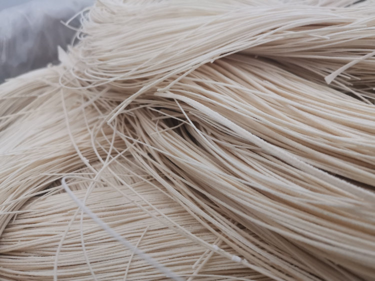 手工挂面安徽特产面条六安苏家埠农家盐细空心面条