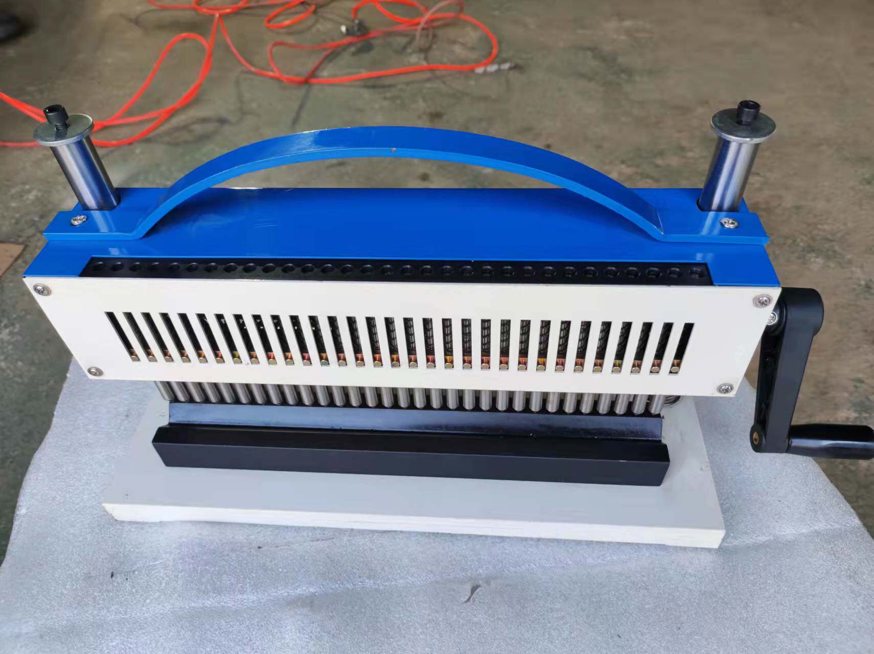 金属试样标距拉力试验全自动钢筋拉伸打点机金相试验机