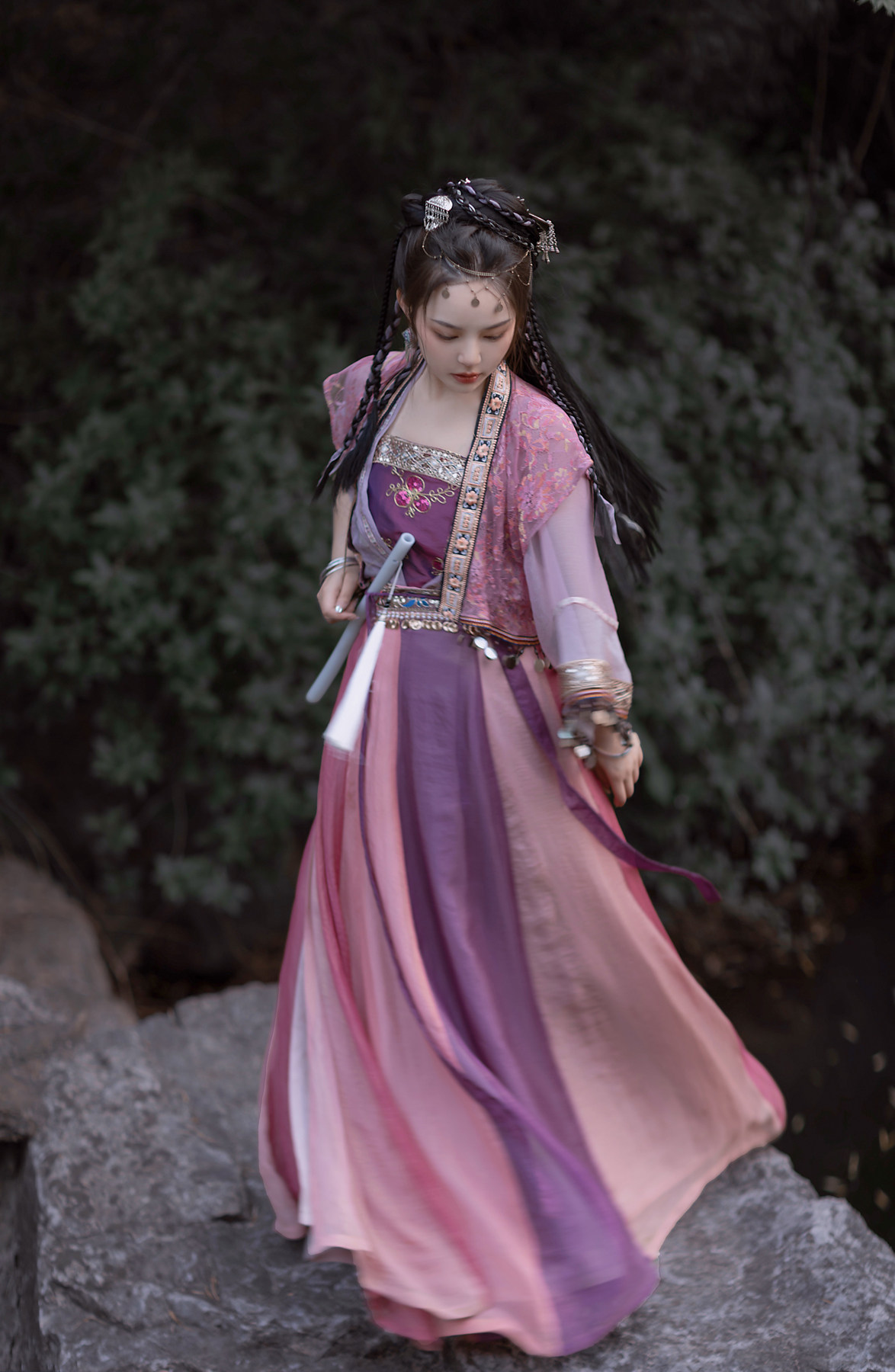 司南阁原创紫萱汉服女宋制吊带半袖背心十二破交民族服装