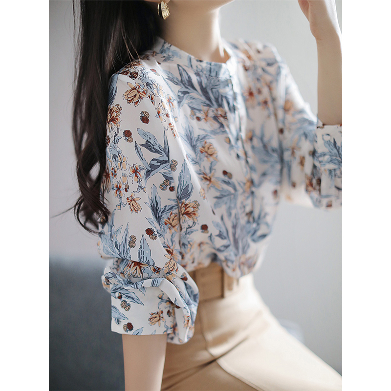 为清雅女人添上一笔精致 田园风元素纽扣设计清新中隐藏韵味高清