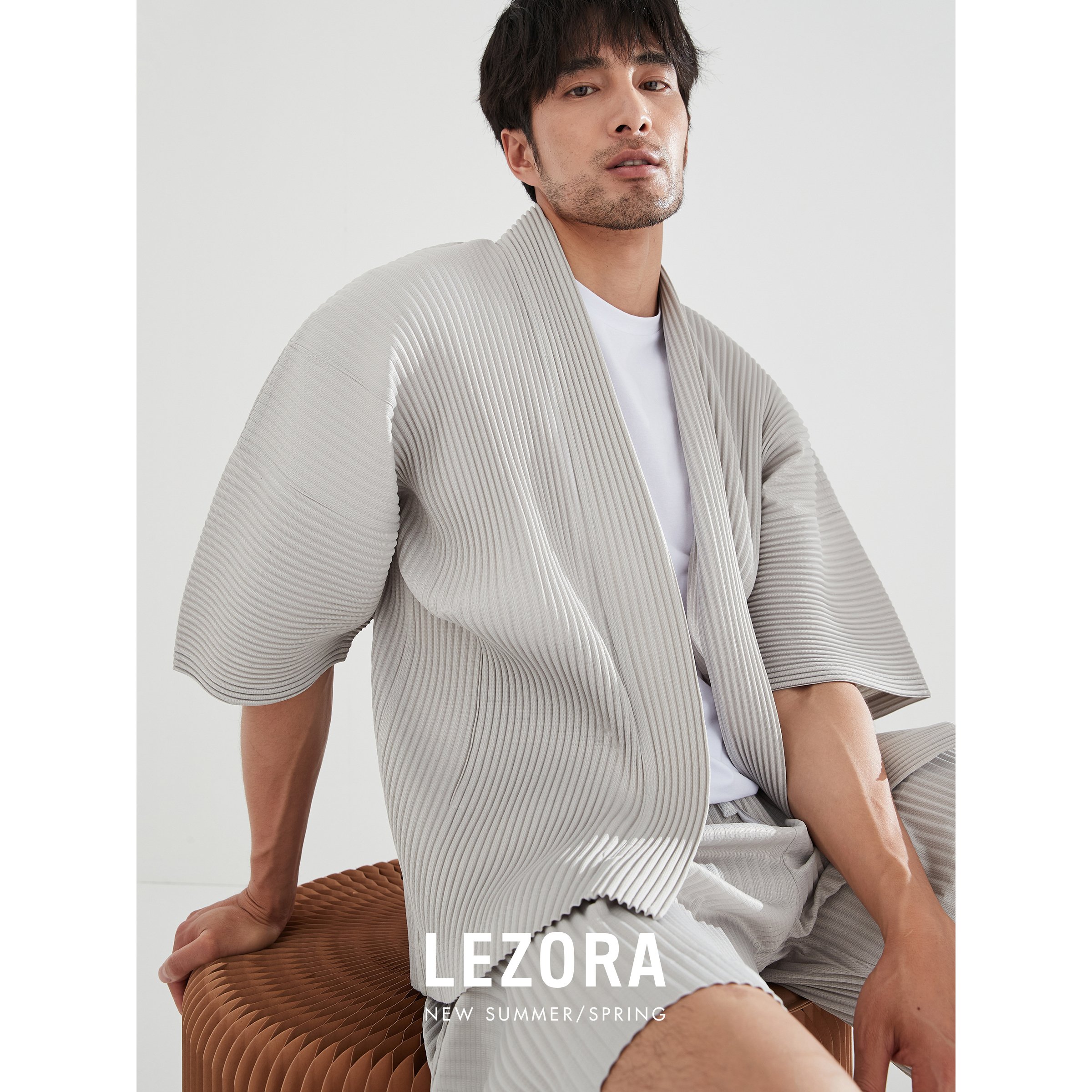 LEZORA 定制日本料褶皱！廓形落肩中袖无扣道袍外套防晒衣男
