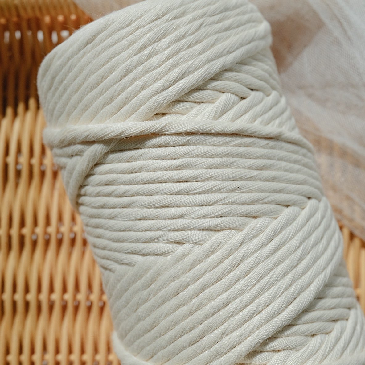 慈手4mm单股棉线白色21支柔软绳编羽毛挂毯毛线