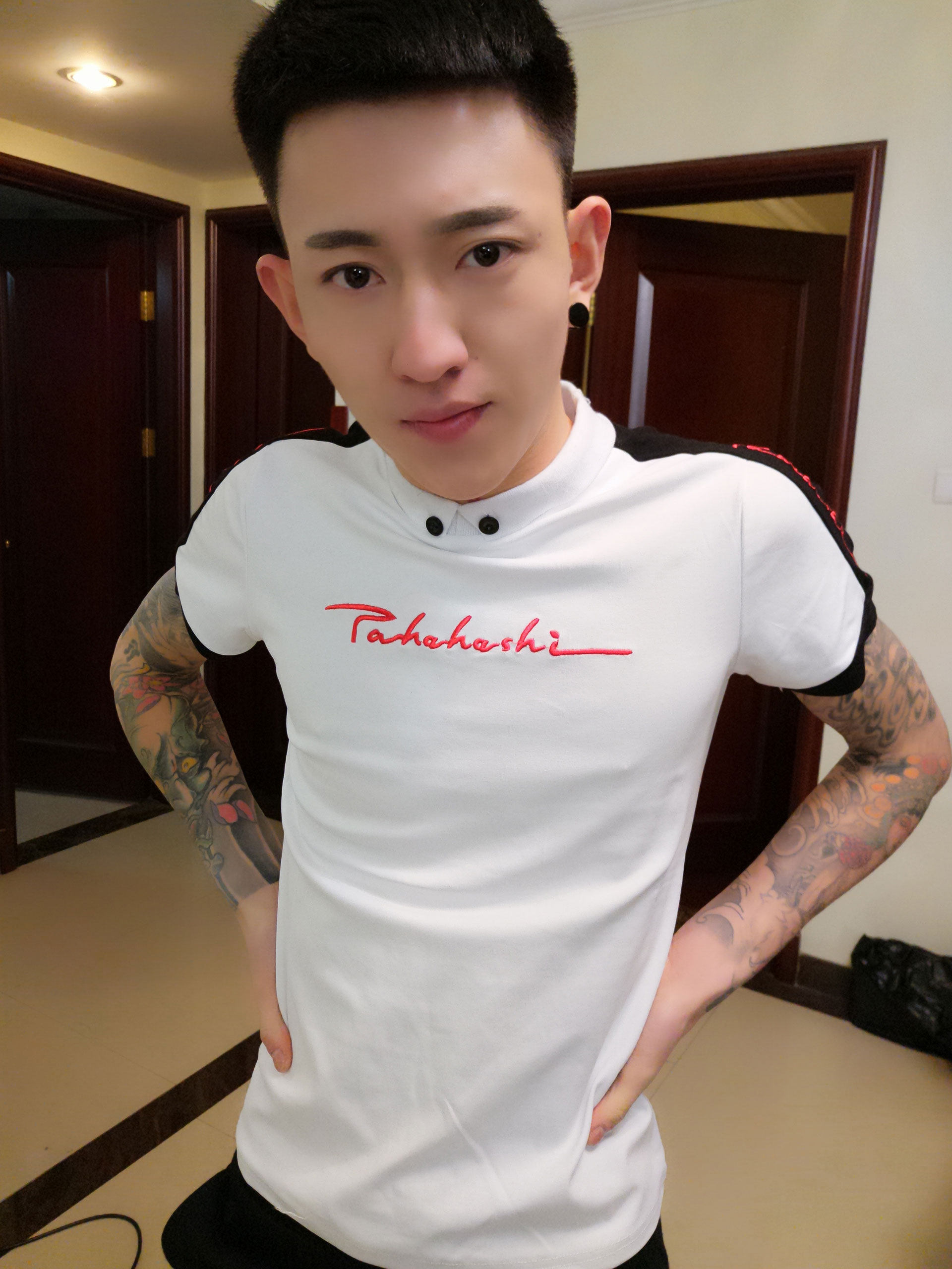 快手红人李耀阳同款半袖紧身翻领t恤修身短袖社会精神小伙情侣款