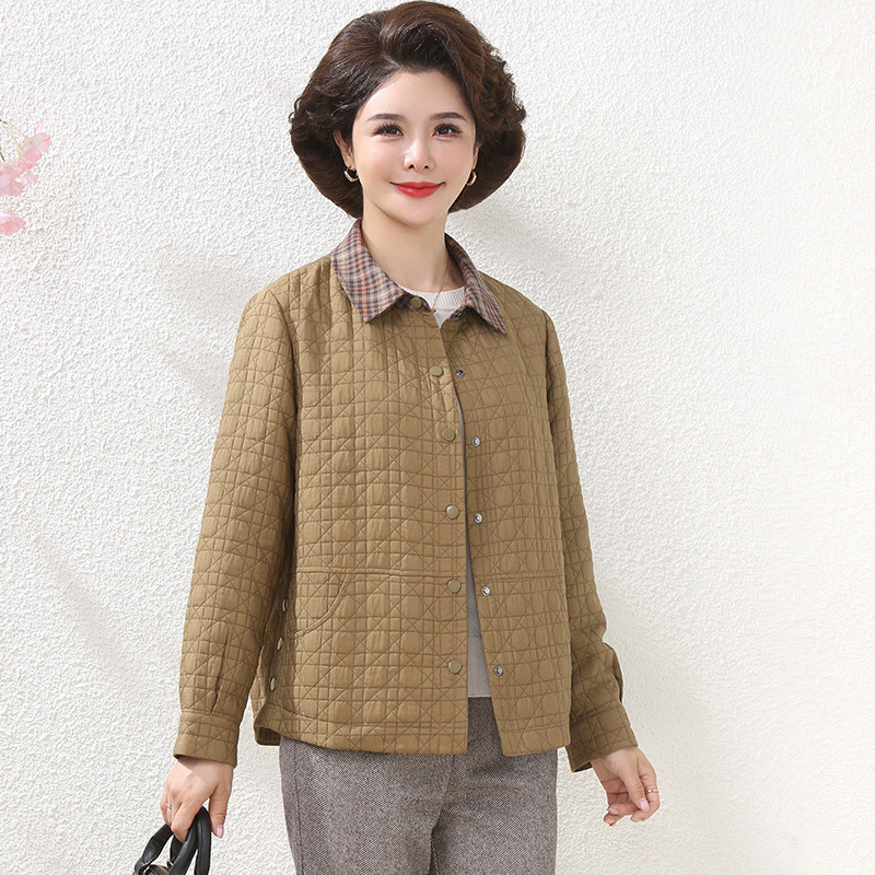 甘夫人中年妈妈秋装洋气风衣衣大中老年人女装时尚中老年女装