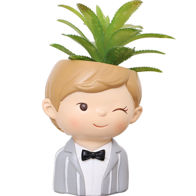 American cartoon couple shape plant succulent flower pot personality romantic gardening home decoration crafts ornaments American cartoon couple shape plant succulent flower pot personality romantic gardening home decoration crafts ornaments