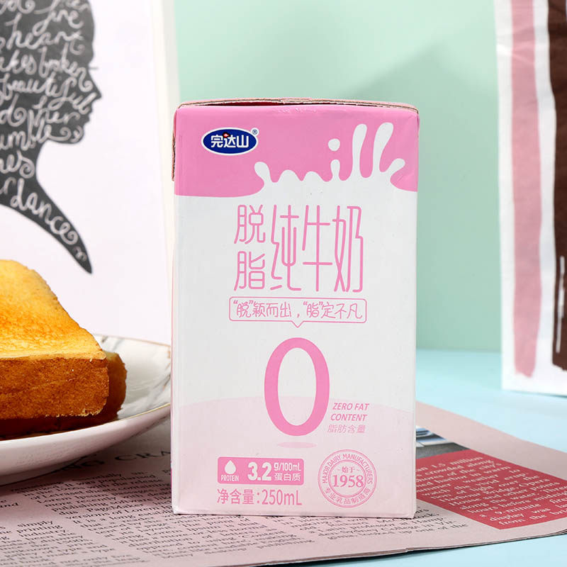 完达山脱脂纯牛奶250ml纯牛奶