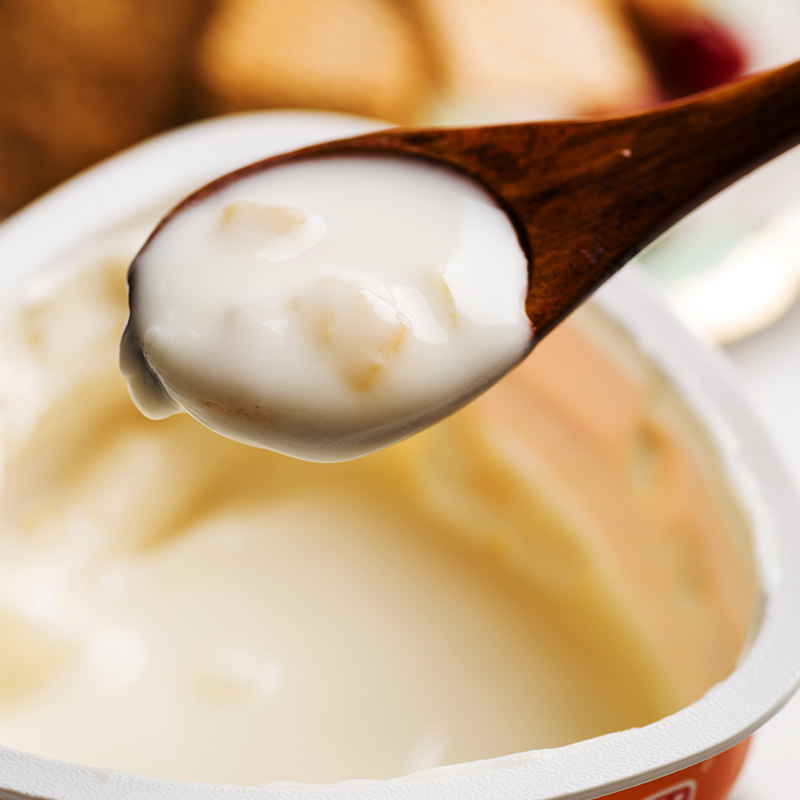 卫岗大果粒酸牛奶黄桃新鲜精选牧场低温奶