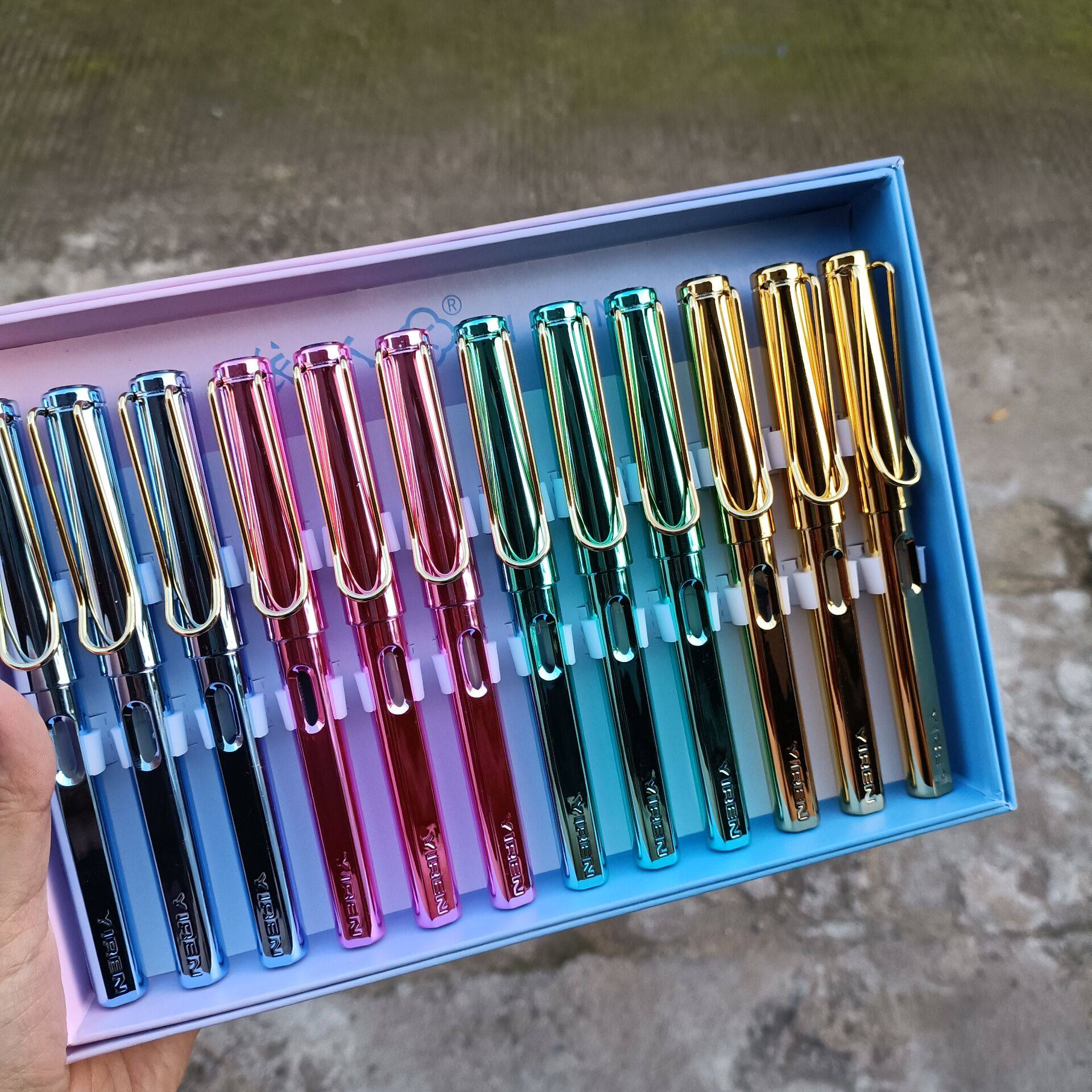 依人抽墨两用墨囊钢笔学生正姿小学奖品礼品钢笔