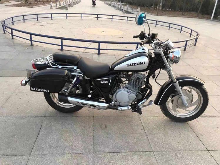 上牌原装铃木美式风暴太子150款复古双缸哈雷摩托车整车