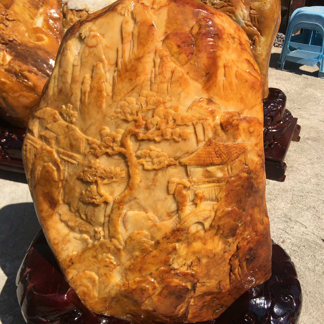 云南黄龙精品老坑观赏原石摆件石质细腻颜色珠宝奇石