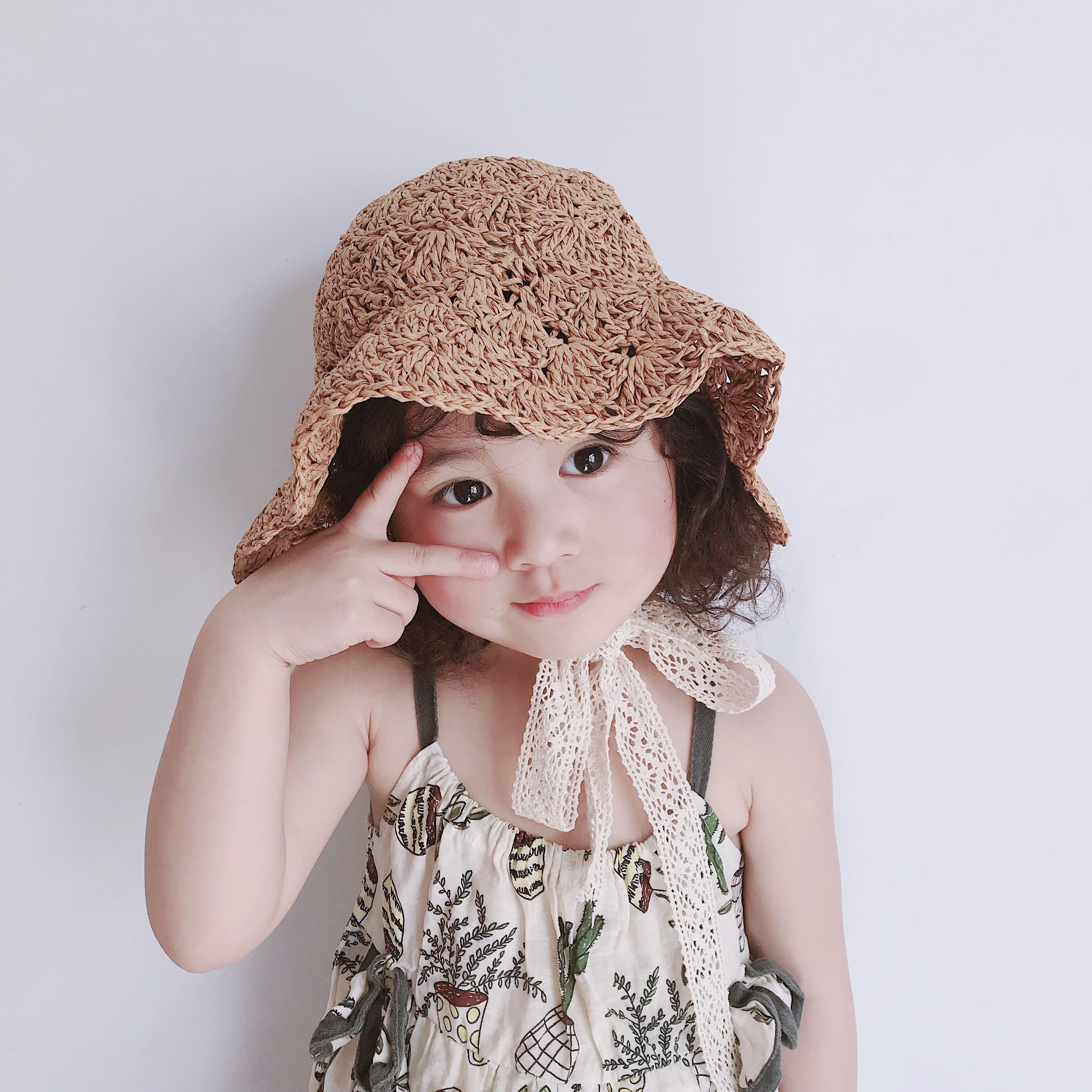 儿童草帽夏季遮阳帽宝宝透气沙滩帽薄款盆帽男女童帽子