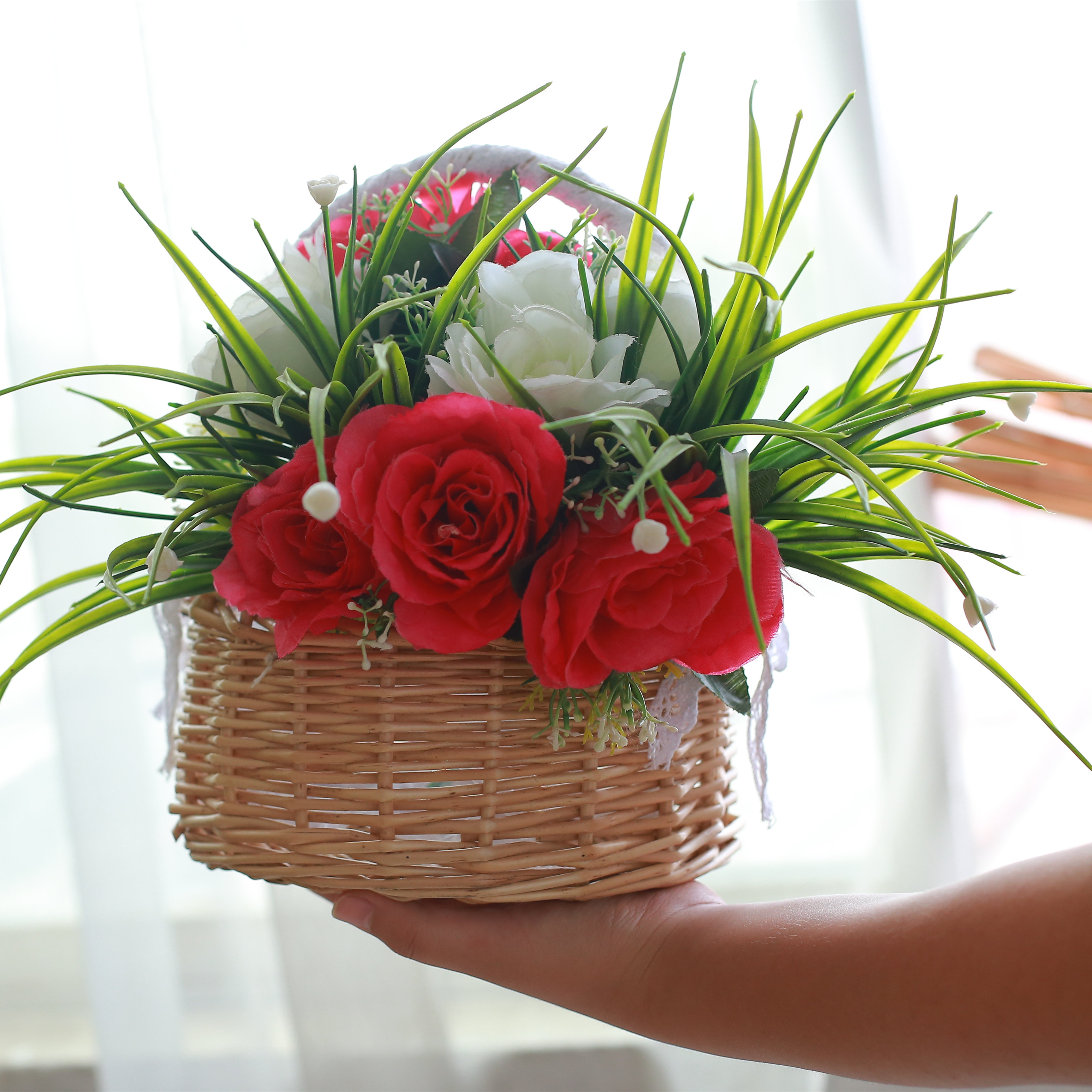 花篮流苏公主编织手提节日婚庆拍照道具柳编花篮