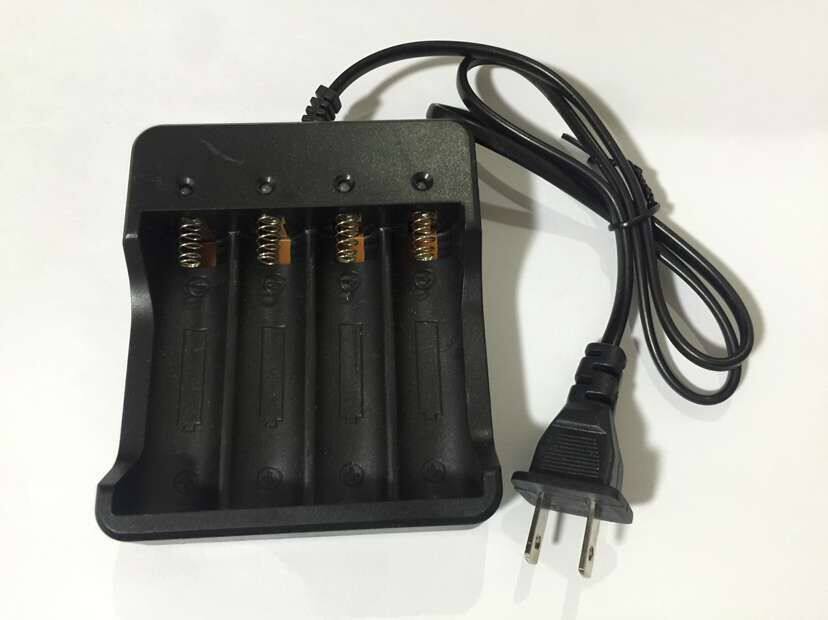 充电器3.7v418650锂电池有线座充强光手电筒智能其它配件