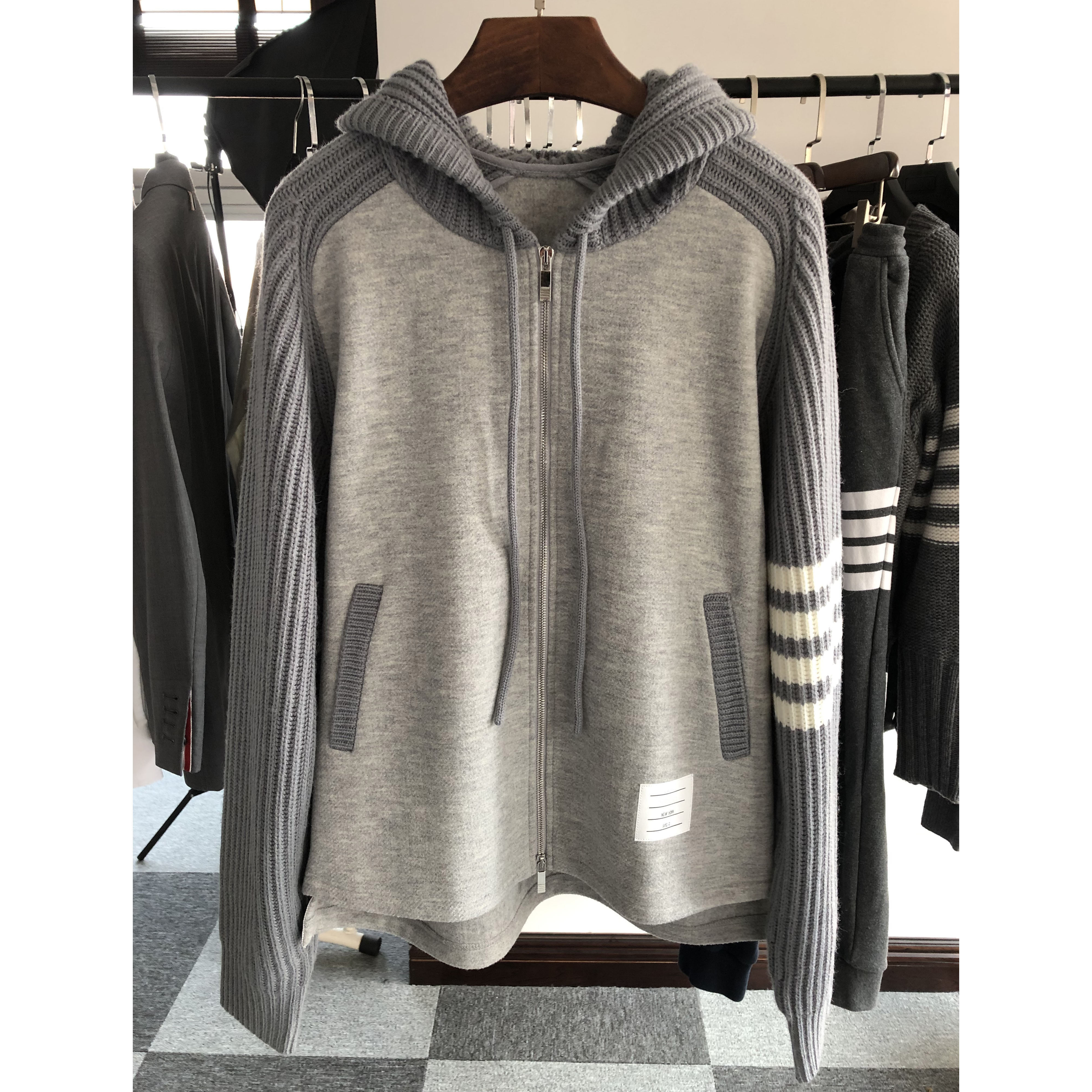 现货2020春新款Tb四道杠羊毛拼接卫衣女外套拉链连帽帽衫男卫衣