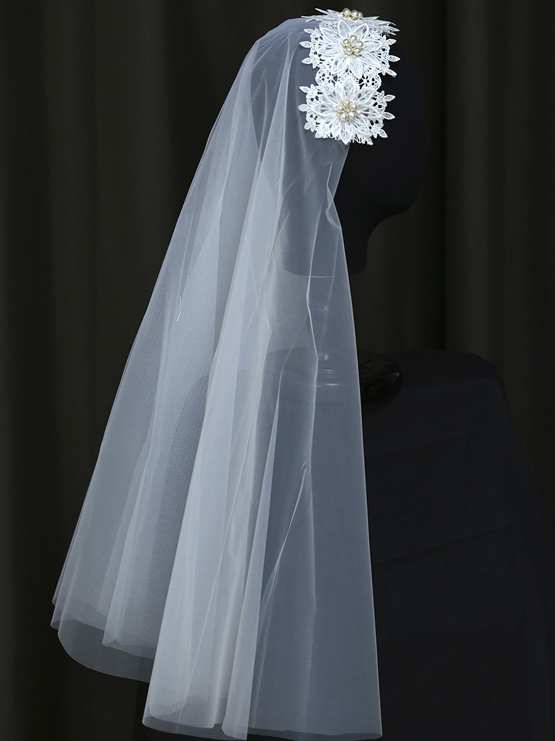 可爱新娘欧美风格新娘结婚长头纱宫廷复古蕾丝刺绣带珍珠面纱