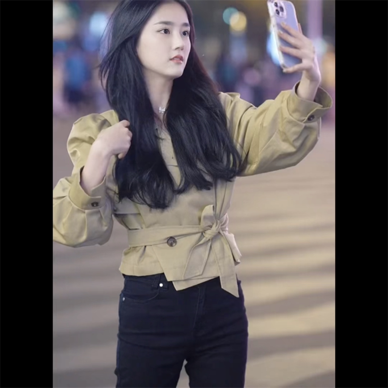 抖音张项街拍小姐姐同款衬衫黑色牛仔裤两件件套时尚套装