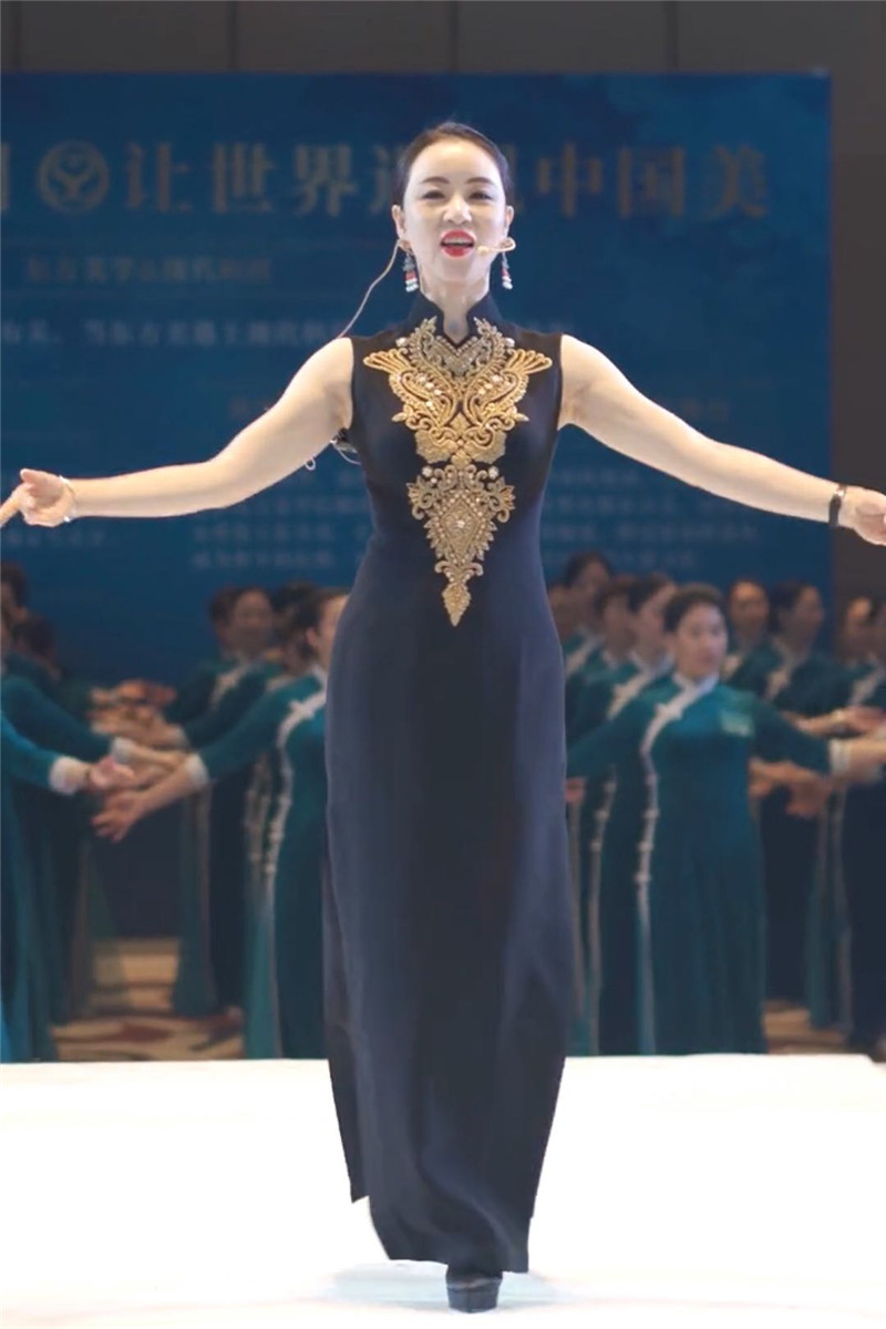 抖音毛宇琳老师同款春夏早秋新大气质黑色无袖旗袍