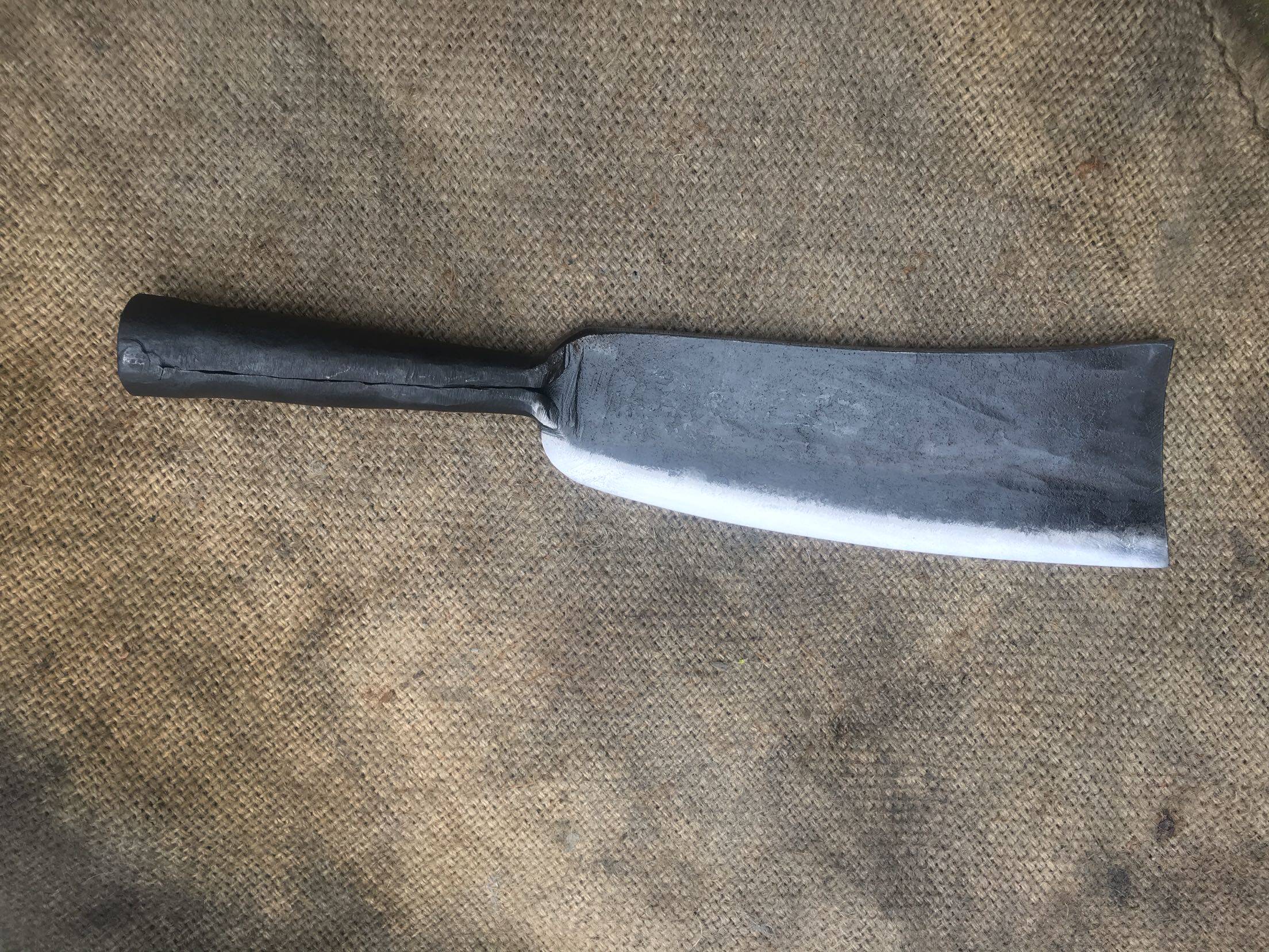 孙铁匠刀砍劈柴竹刀锻打镰刀弯刀砍柴手工刀手镰刀