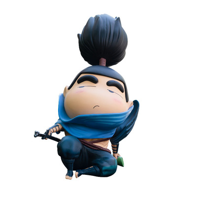 车载蜡笔小新公仔车内中控装饰品创意亚索汽车手办摆件