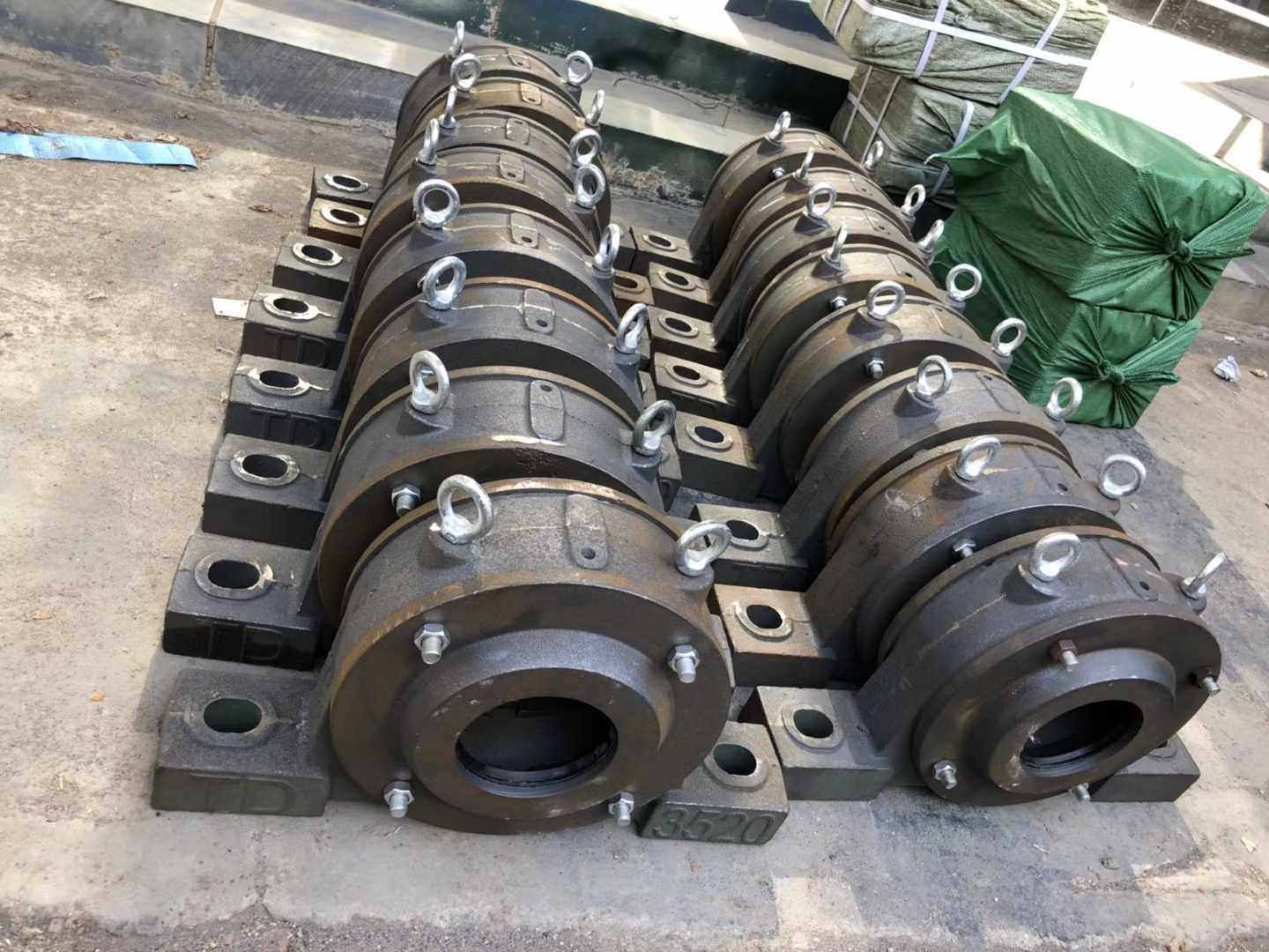 滚筒轴承座输送机瓦盒1310131213141316352035223524