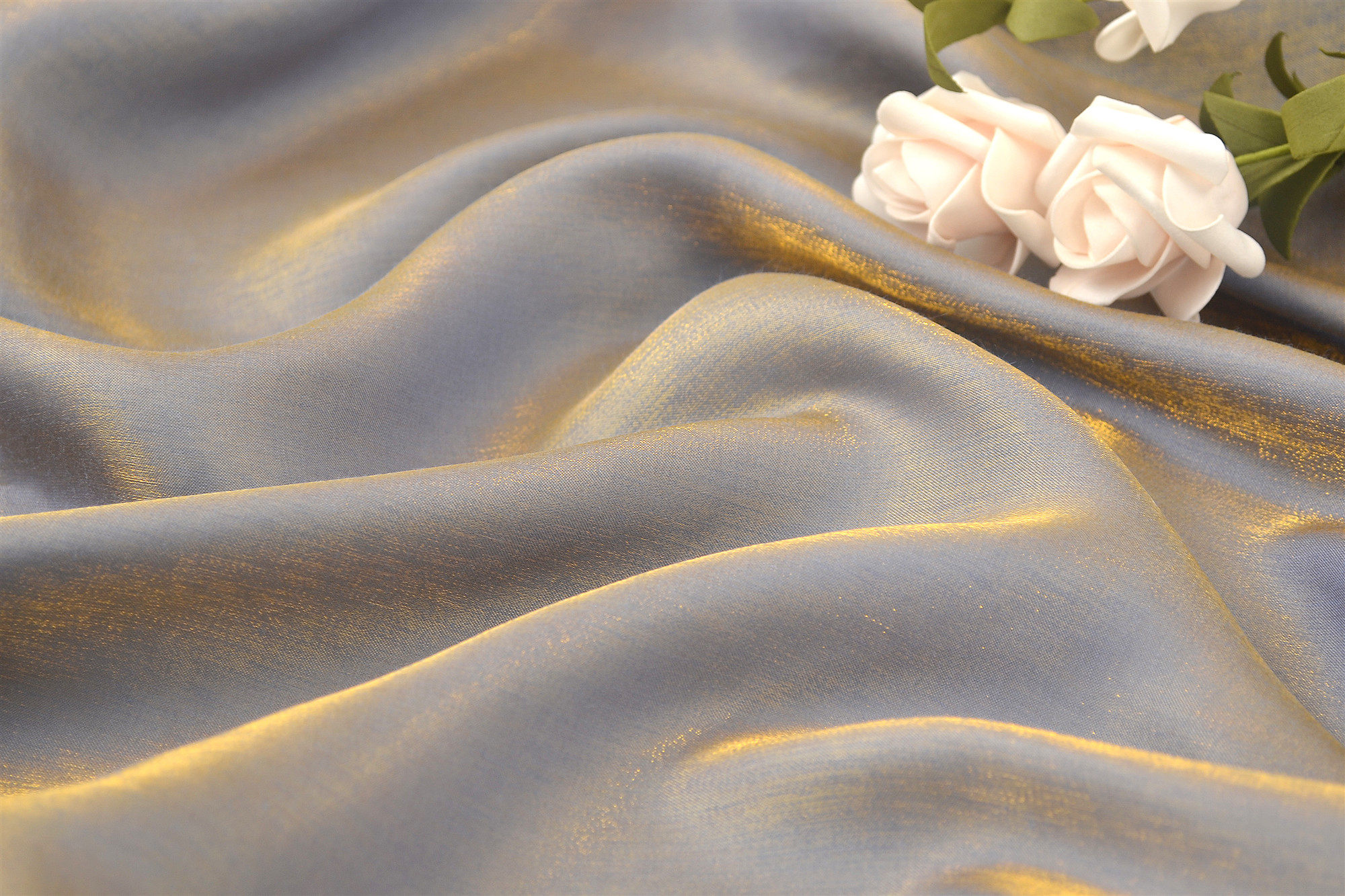 蓝色水晶丝绸绸丝滑裙面料珠光古装汉服马面布料海绵垫