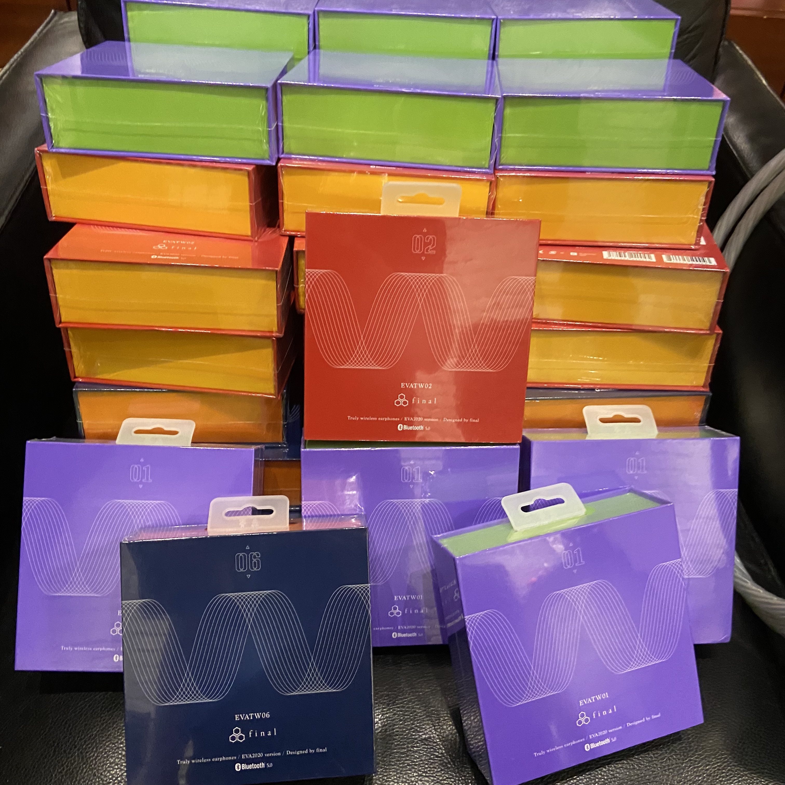 日本finaleva联名耳机tws无线蓝牙新世纪福音普通真无线耳机