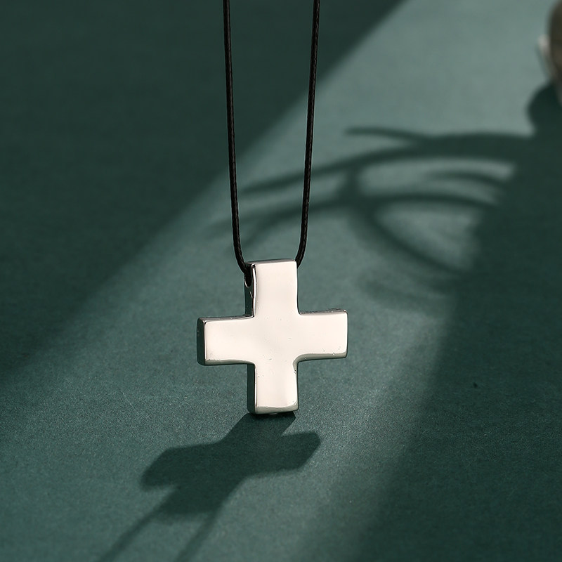 新世纪福音战士联名挂件 eva男女吊坠葛城美里十字架项链学生周边