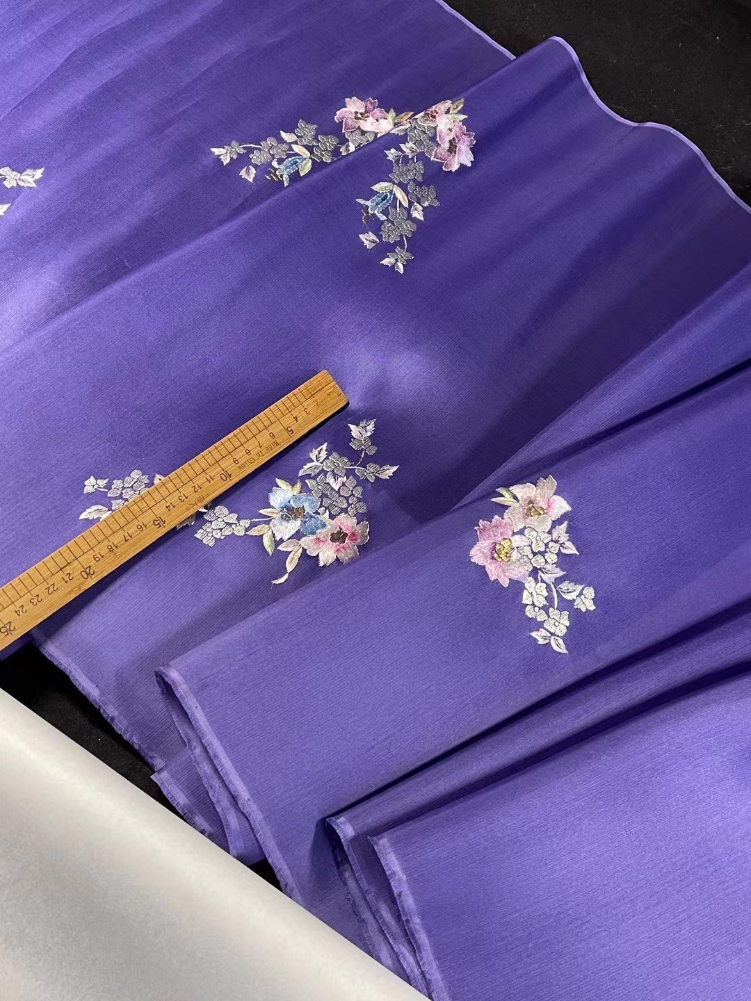 面料真丝丝手绣纱布料改良旗袍国风手工苏绣真丝布料