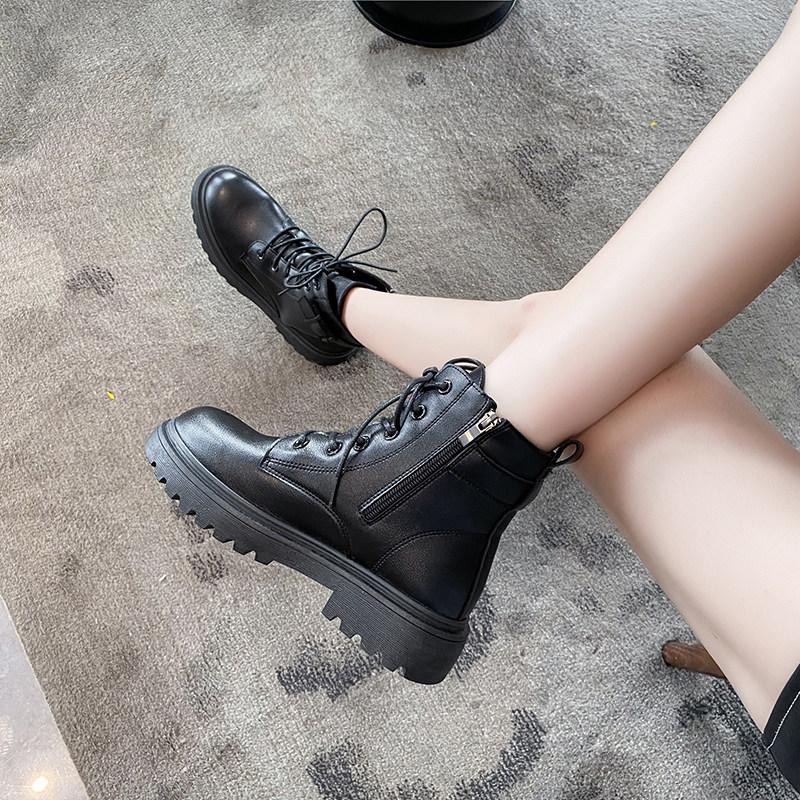 121514岁大童马丁少女女孩皮靴高初中学生平底黑白时装靴