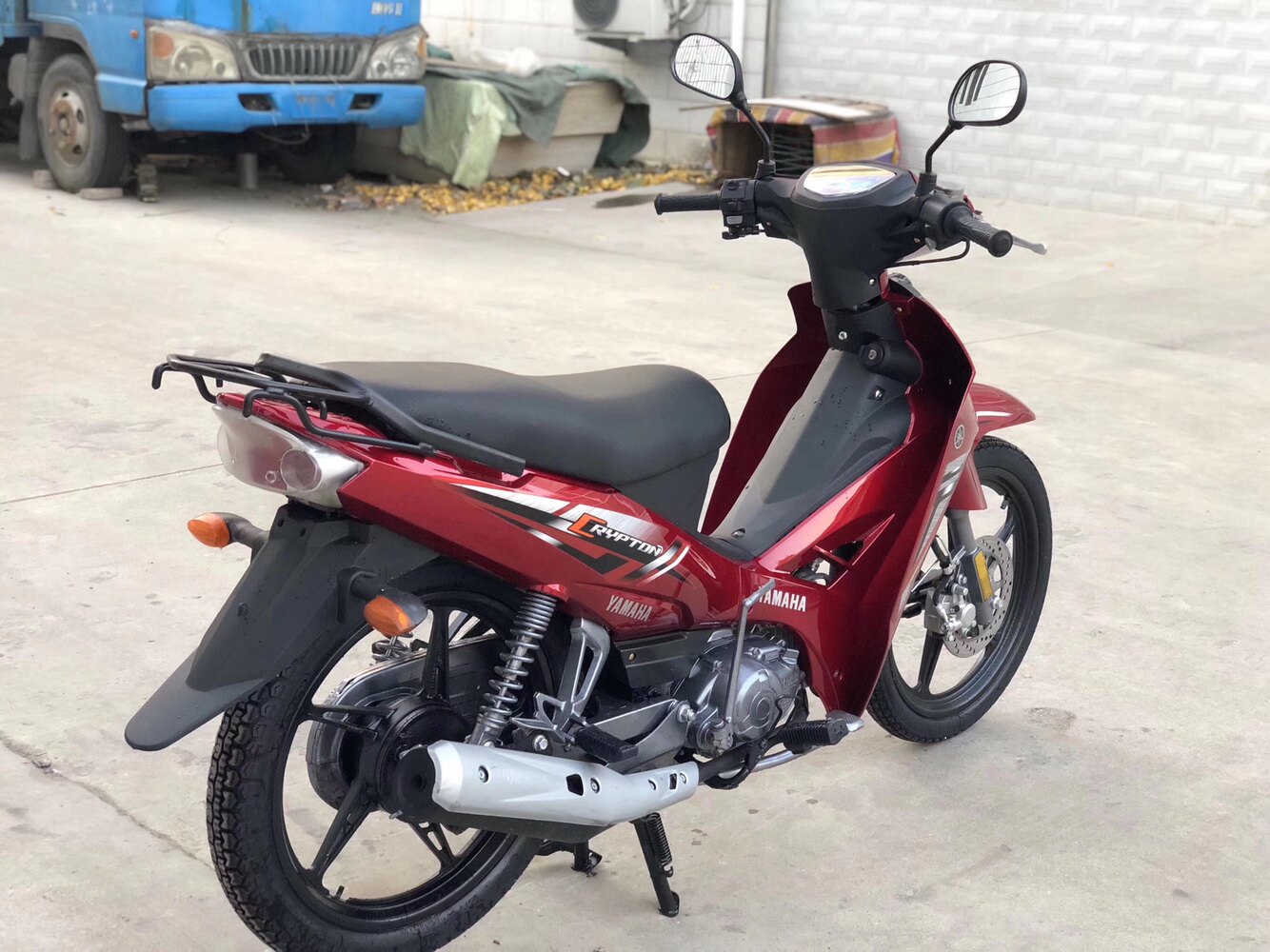 二手原装经典国三精品雅马哈c8喜发110c排量弯梁摩托车燃油助力车