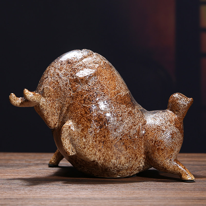 招财摆件柴烧牛势轻奢工艺陶瓷牛气冲天家居饰品摆件