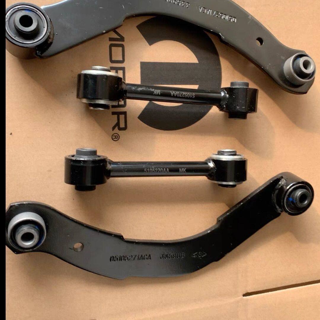 进口指南者后桥刀臂原车可调拉杆支臂可以四轮摆臂胶套