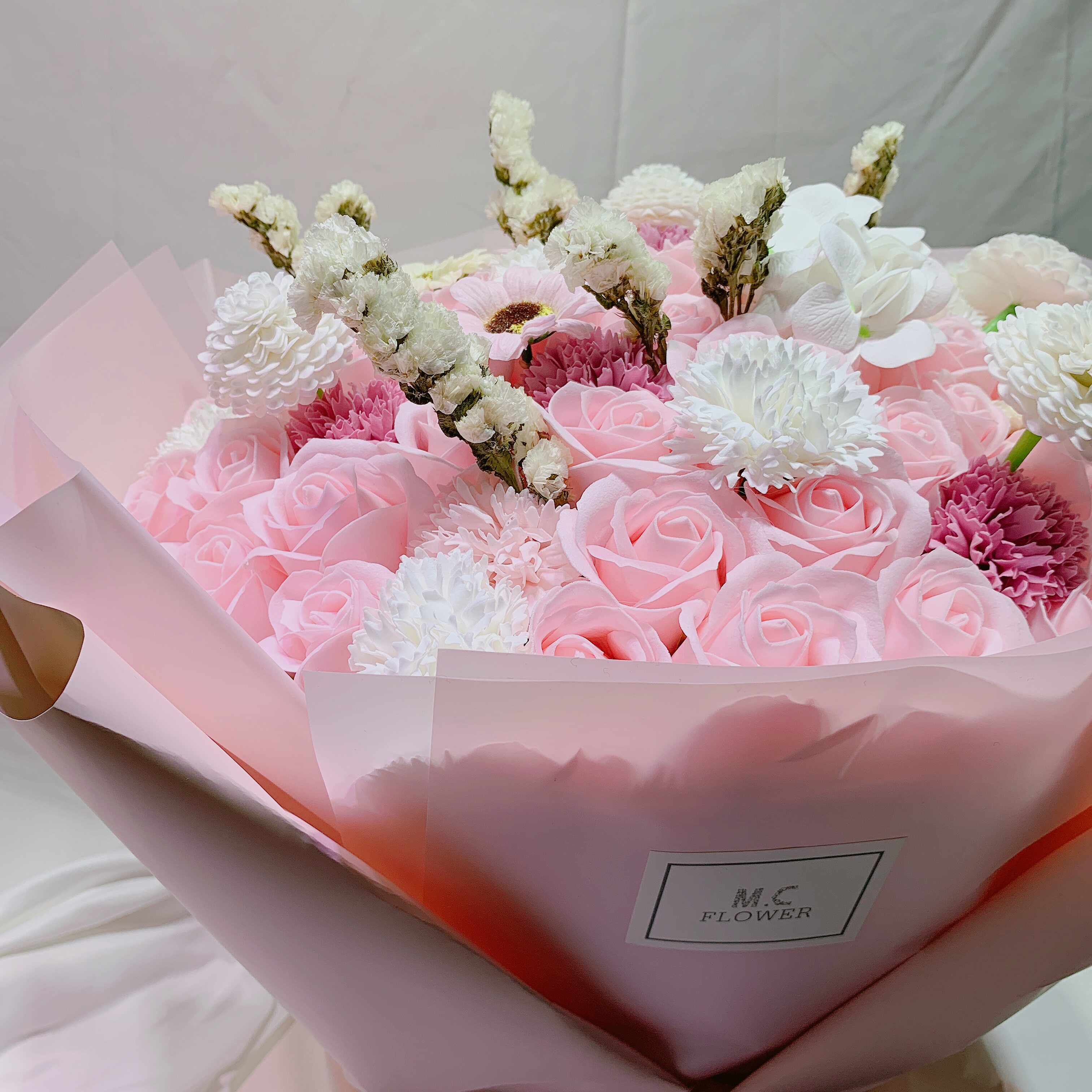 情人节礼物99朵仿真香皂玫瑰花表白求婚女生朋友仿真花