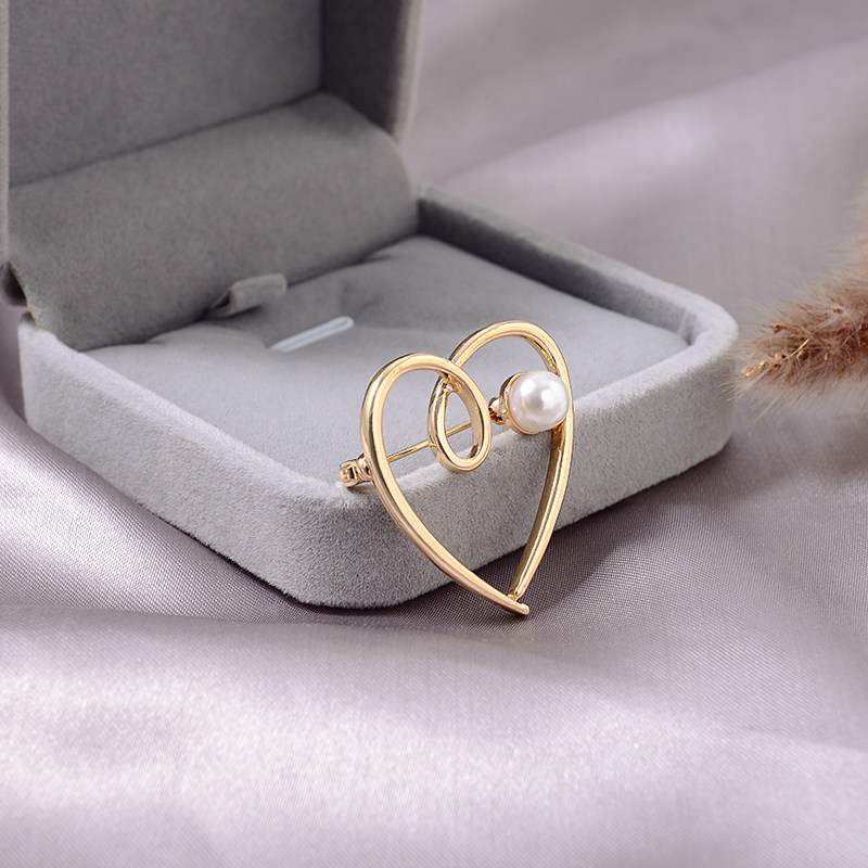 欧美天宇新款水滴简约气质心形爱心胸针珍珠胸针