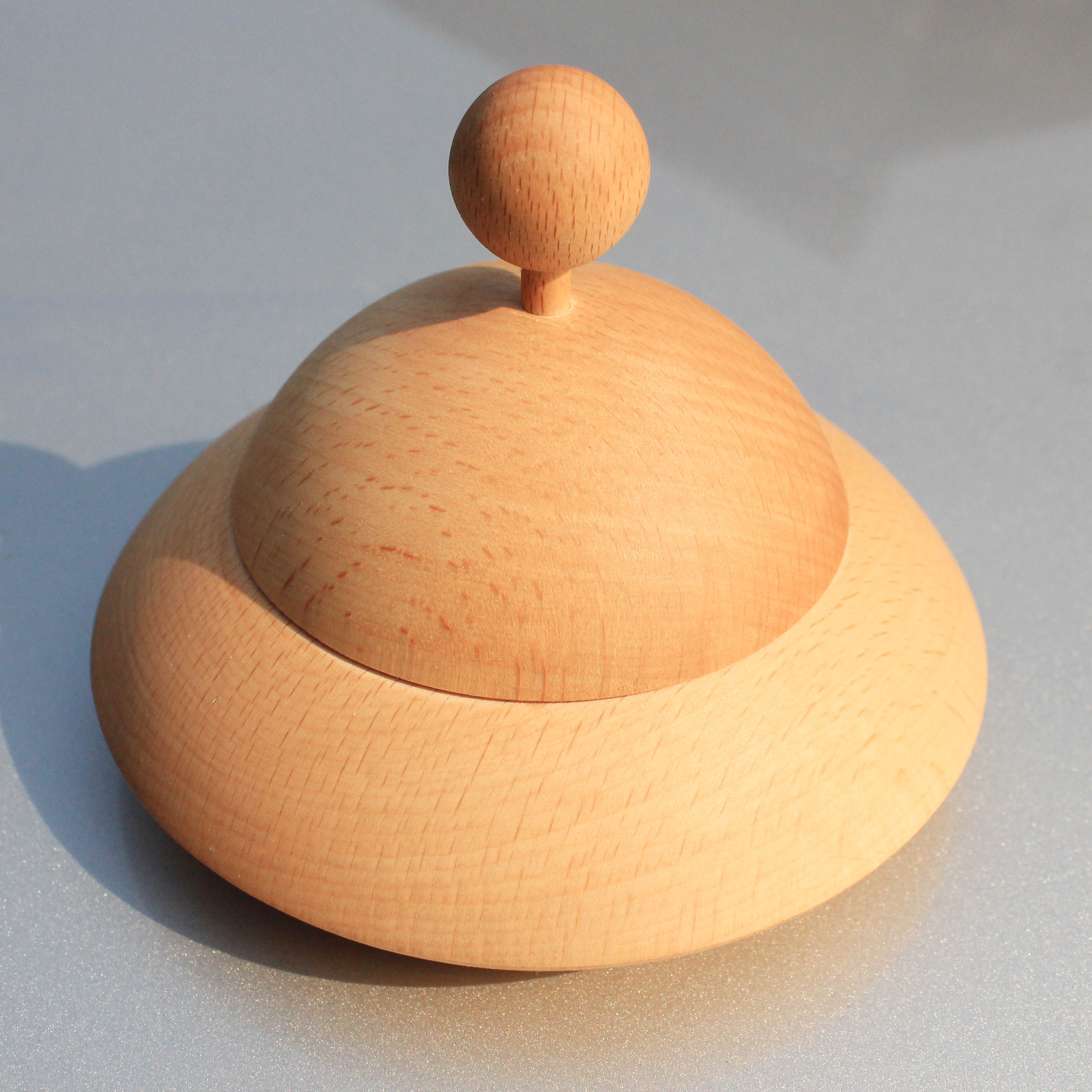 如一木质原创设计八音音乐盒天空之城爱情故事创意设计飞碟摆件