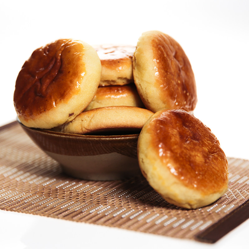 云南特产维云腿沾益小粑粑宣威月饼鲜花五仁传统糕点