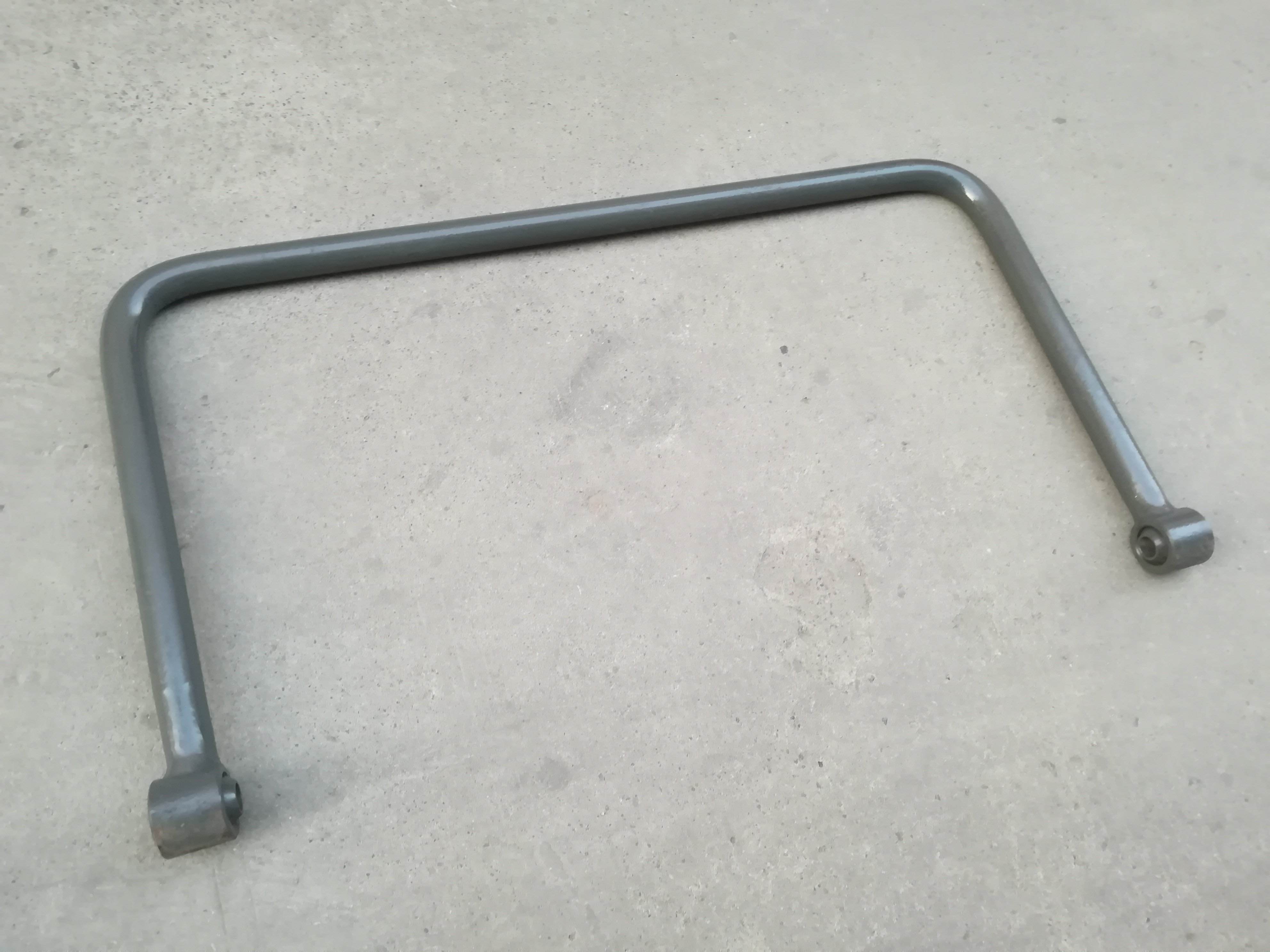 稳定适配中国重汽配件重汽豪沃驾驶驾驶室室前平衡杆其他