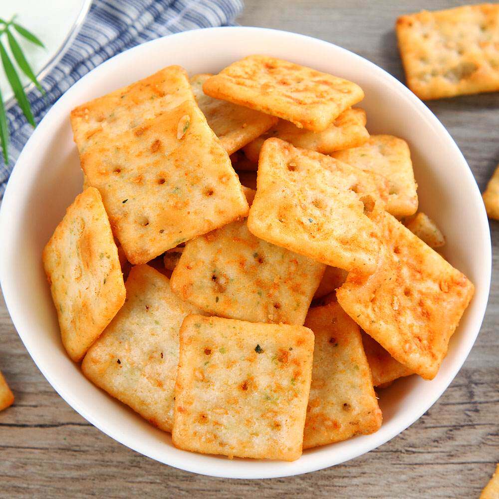 泡吧小脆薯片50g饼干油炸休闲零食膨化食品小吃膨化食品