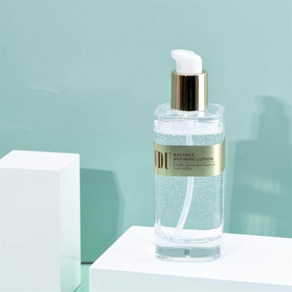 vdu平衡修肤持久保湿爽肤水滋润润肤补水官方化妆水