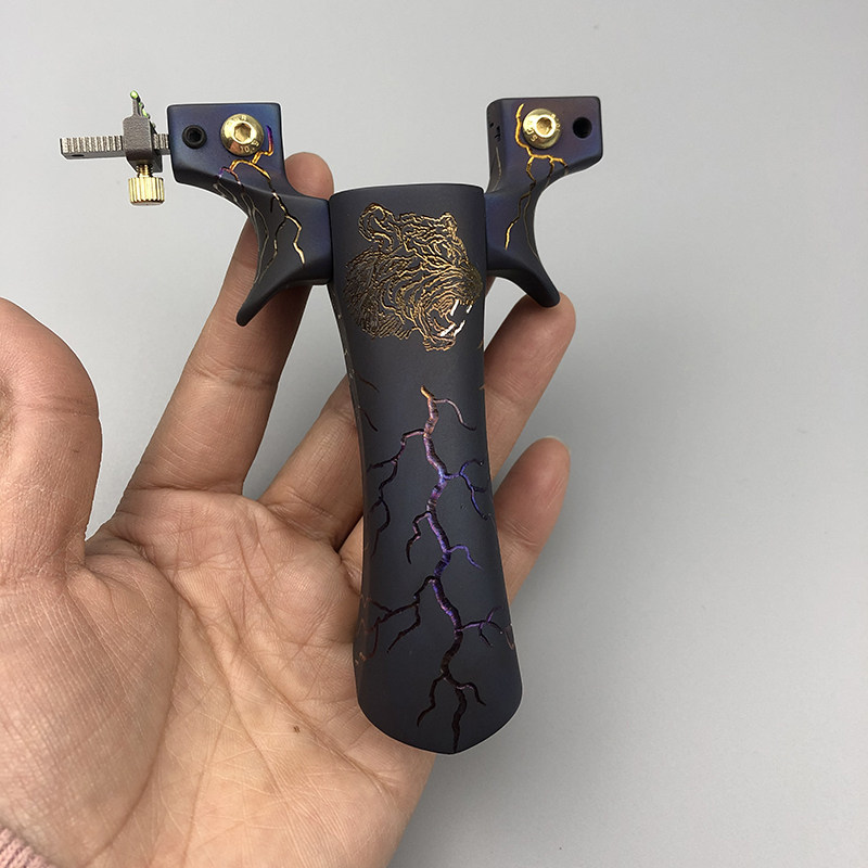 奇策x1夹片弹弓钛合金快压免绑户外精准大威力烤蓝闪电纹扁皮筋弓