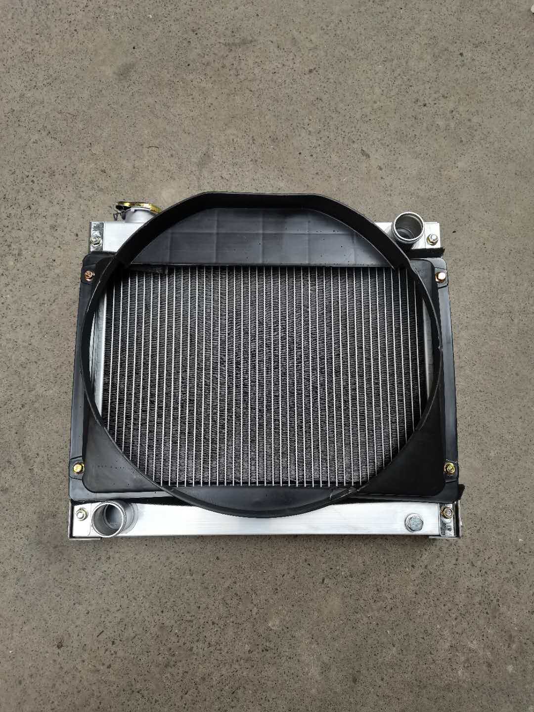 水箱驭菱时代v1鸿运柴油莱动发动机散热器总成水箱