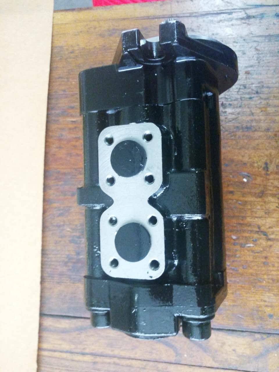 久保田拖拉机配件m704液压泵 久保田拖拉机液压泵 m854 954齿轮泵