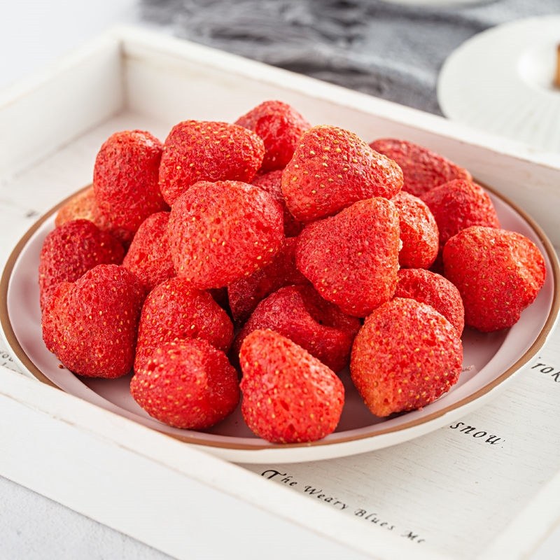 冻干草莓脆草莓干水果干小零食整颗草莓雪花酥牛轧糖烘焙原料果干