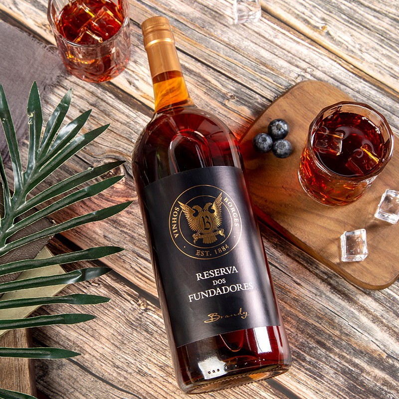 葡萄牙原装进口百绩brandy白兰地葡萄酒大瓶xo洋酒送人白兰地