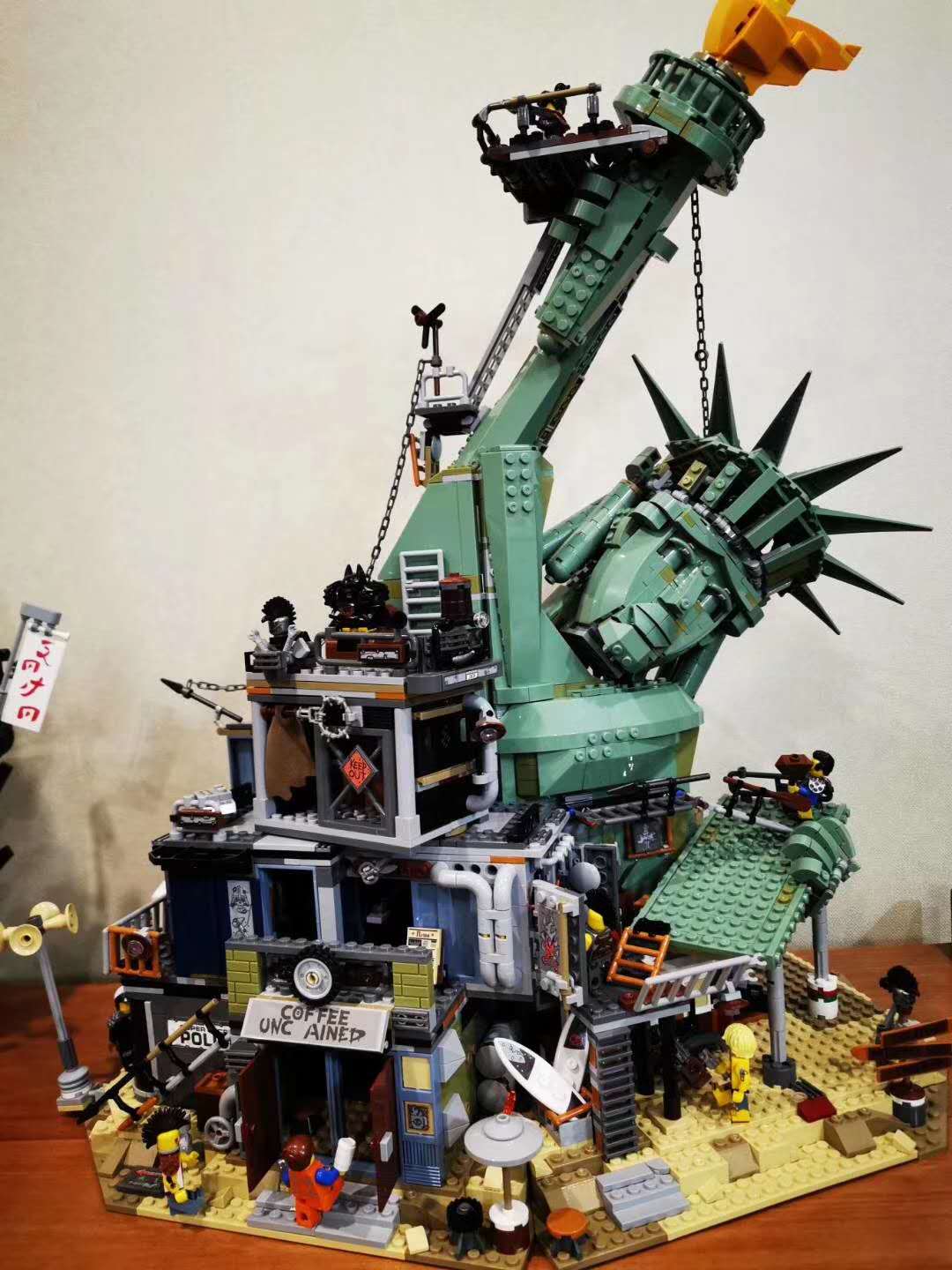 末日lego乐高70840电影倒塌自由女神像之城拼装建构