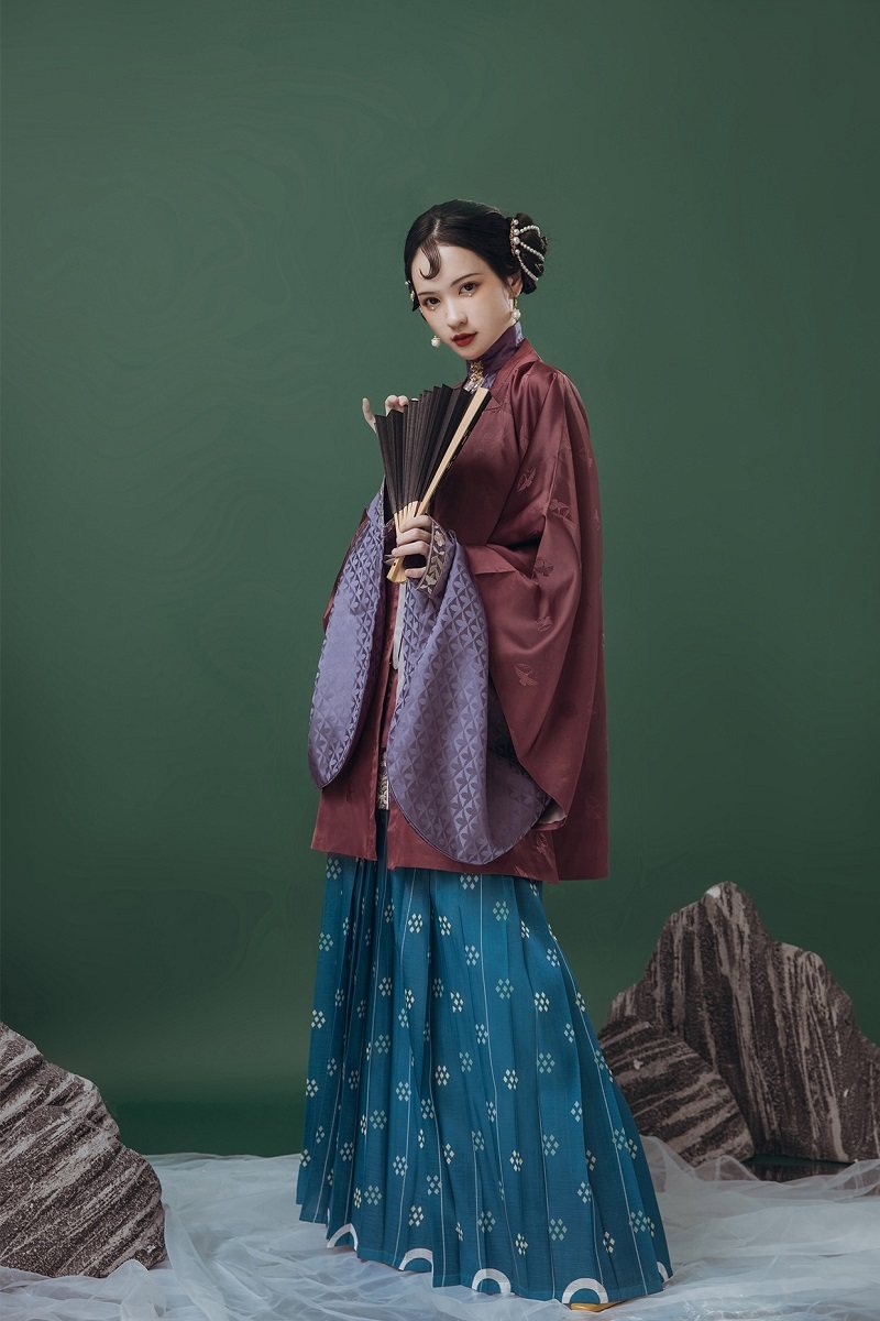 原创夹衣披袄方加绒半袖汉服秋冬明秋绯辞山归汉服