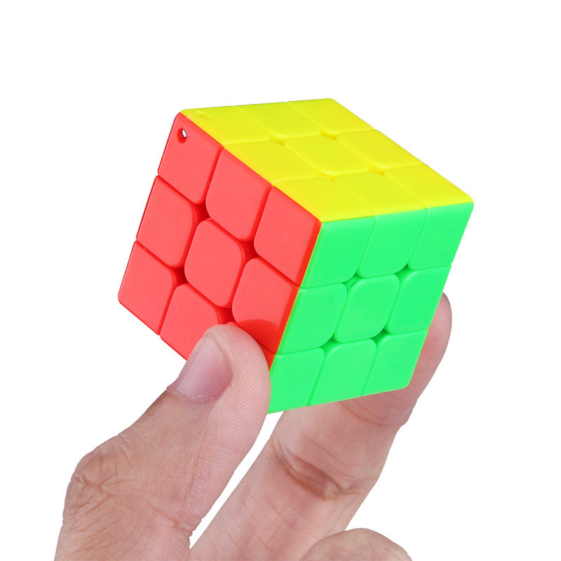 迷你魔方玉麒麟v2小魔方三阶顺滑六色儿童圣诞魔方