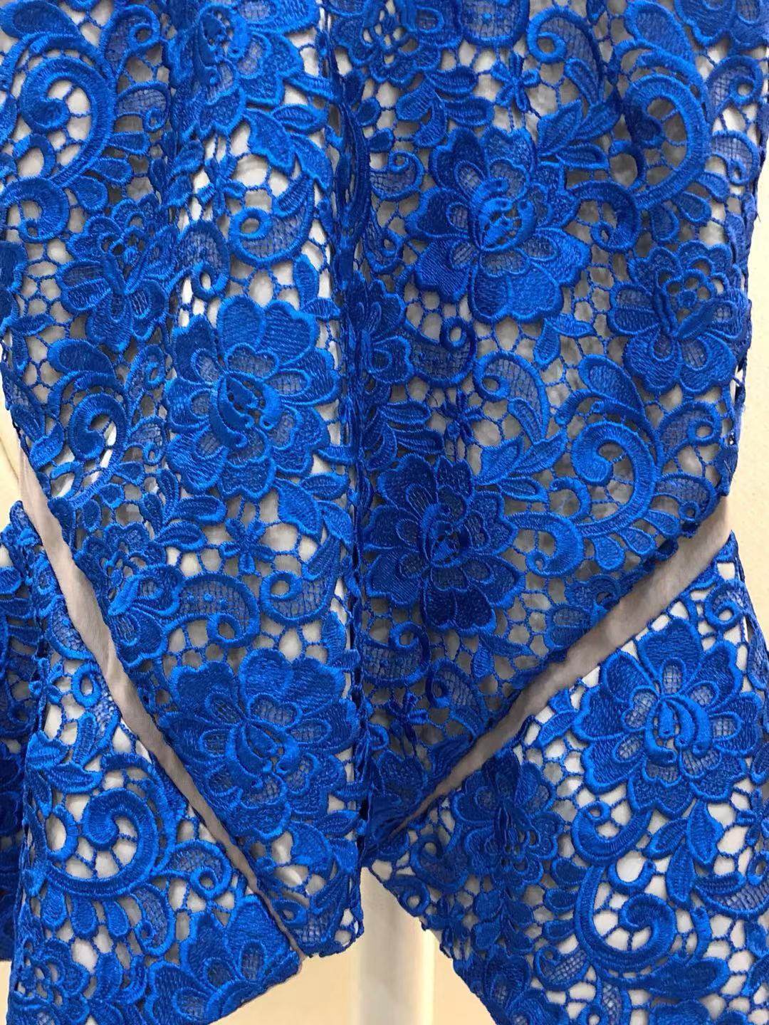 threefloor品牌蓝色无袖经典刺绣蕾丝蕾丝花花朵连衣裙